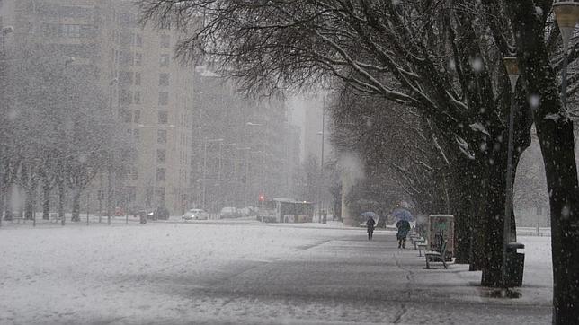 Pamplona vive una de las mayores nevadas de los últimos años